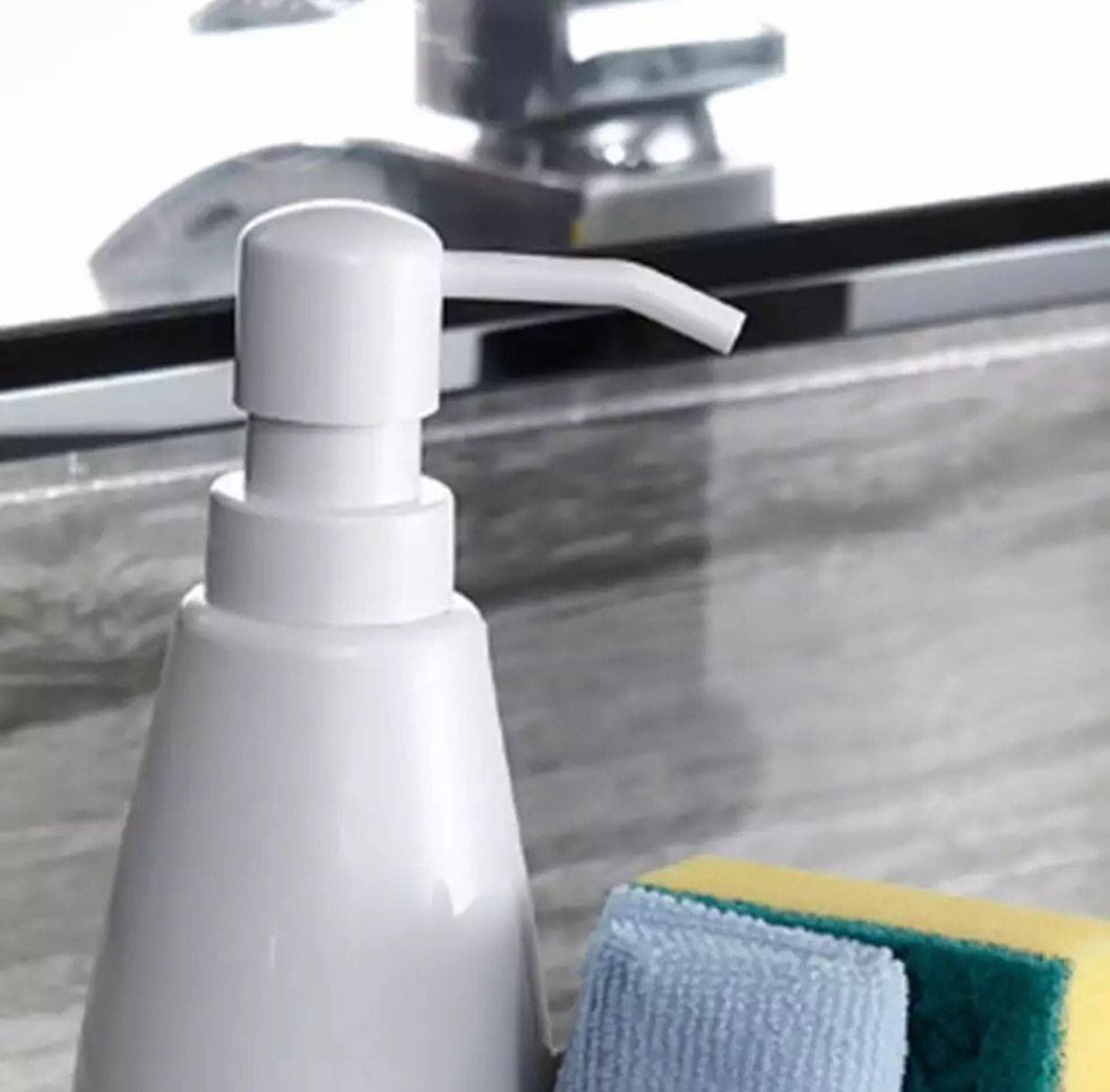 2 in 1 Refillable Liquid Detergent Bottle And Sponge Holder, Liquid Detergent Bottle Dispenser Storage Box 2 in 1 Refillable Liquid Detergent Bottle And Sponge Holder, Liquid Detergent Bottle Dispenser Storage Box